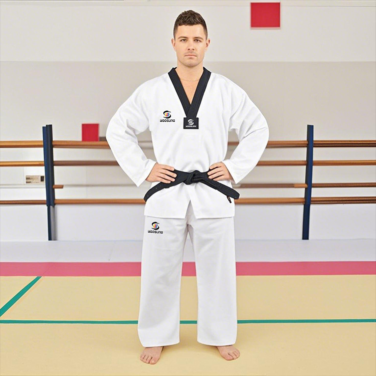 Super leichte Taekwondo -Uniform